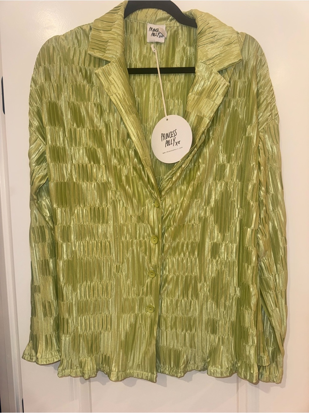 NWT Princess Polly Light Green Textured Button-Up Blouse